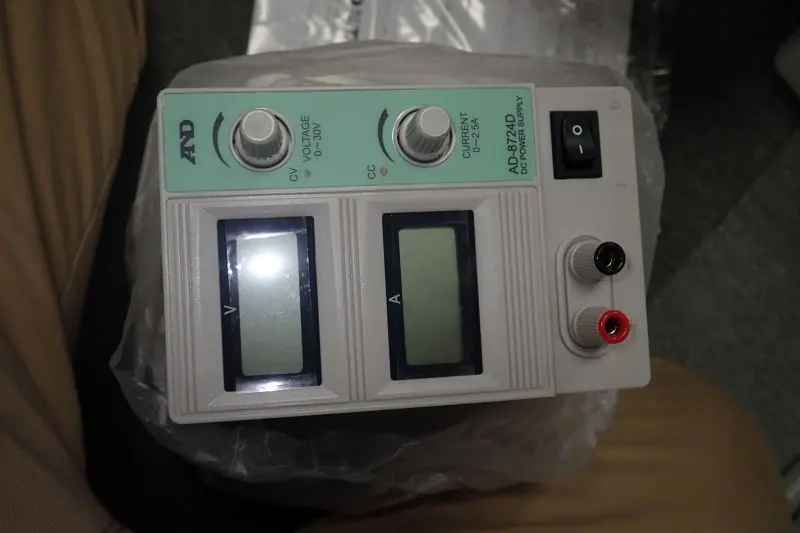 エーアンドディ A&D AD-8724D 外観写真(1/2)