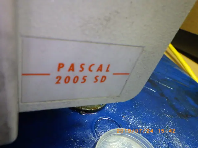 アルカテル Alcatel 2005SD 銘板写真(2/2)