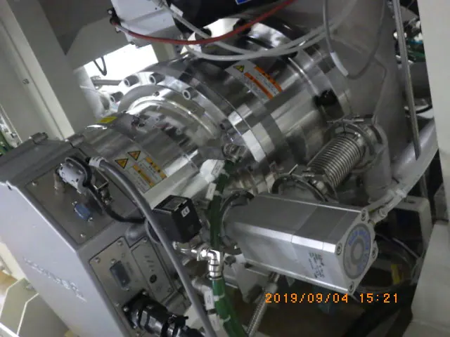 島津製作所 Shimadzu TMP-V3304LM 外観写真(1/2)