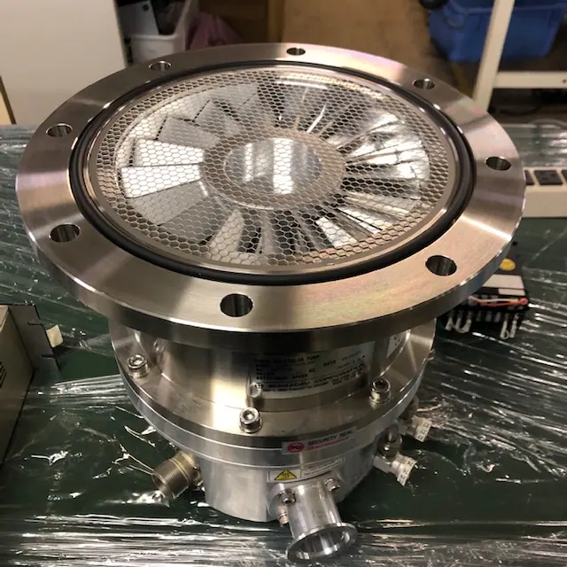 島津製作所 Shimadzu TMP-1103LMP 外観写真(1/2)