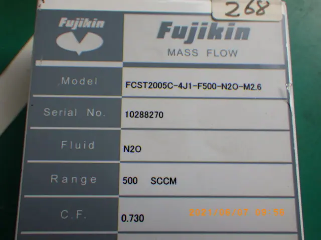 フジキン FCST2005C-4J1-F500-N2O-M2.6 銘板写真(2/2)