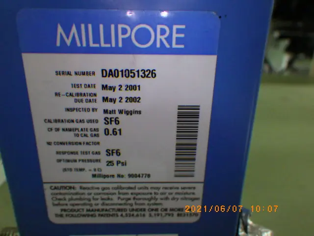 ミリポア Millipore マスフローコントローラー(MFC) 銘板写真(2/3)