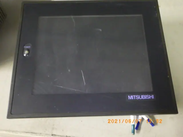 三菱電機 Mitsubishi A951GOT-QSBD 外観写真(1/2)