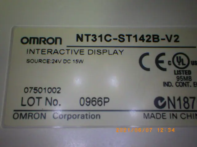 オムロン Omron NT31C-ST142B-V2 銘板写真(2/2)