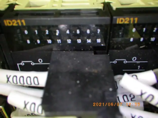 オムロン Omron SYSMAC CJ1M CPU13 写真(5/8)