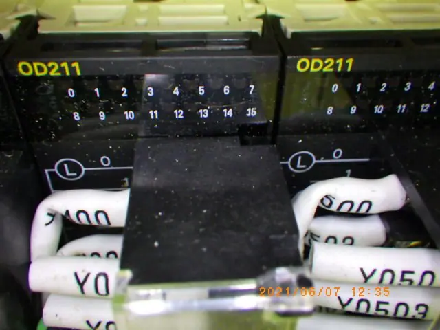 オムロン Omron SYSMAC CJ1M CPU13 写真(7/8)