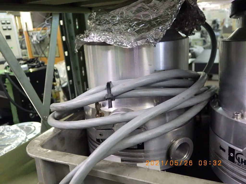 ライボルト Leybold Turbovac360H 外観写真(1/2)