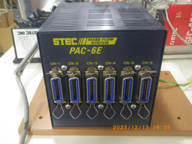 堀場エステック（Stec） PAC-6E（電源・表示器）の当社取扱品