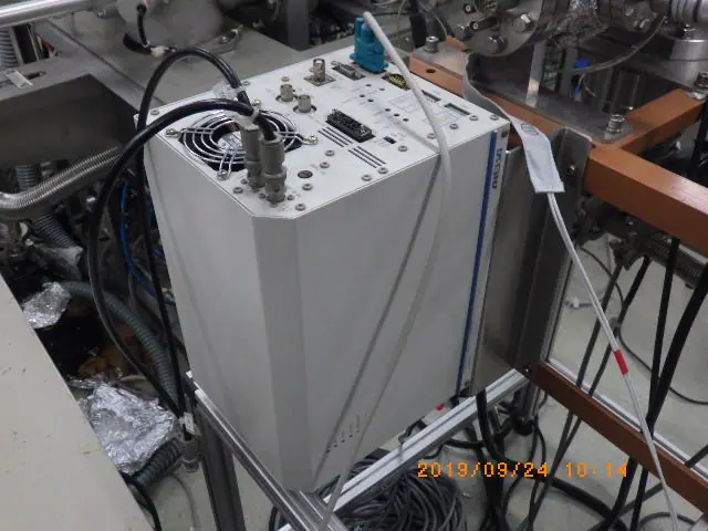 アネルバ ANELVA M-400QA-M 外観写真(1/2)