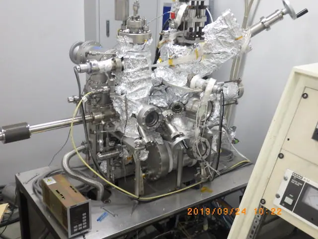 アルバック Ulvac 蒸着機(Rheed付き) 外観写真(1/2)
