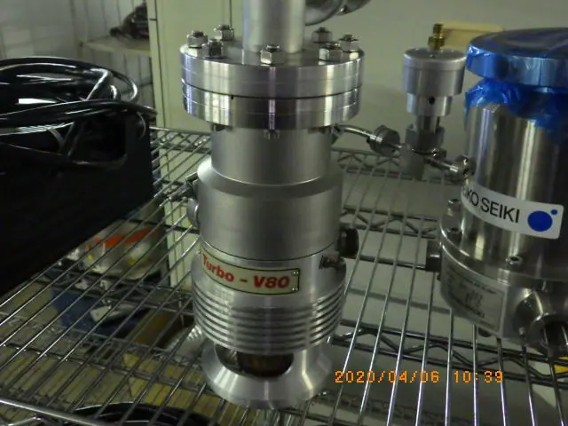 バリアン Varian TURBO-V80 外観写真(1/2)