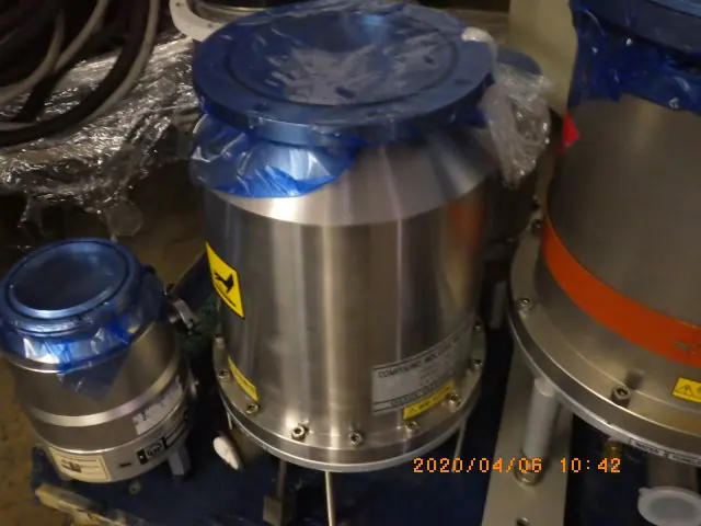 大阪真空機器製作所 TG1000 外観写真(1/2)