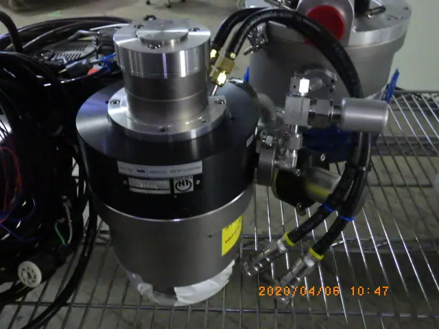 ライボルト Leybold TURBOVAC340MC 外観写真(1/2)