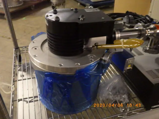 ライボルト Leybold TURBOVAC1100C 外観写真(1/2)