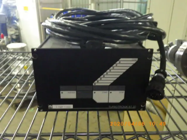 ライボルト Leybold TURBOVAC1000C 銘板写真(2/2)