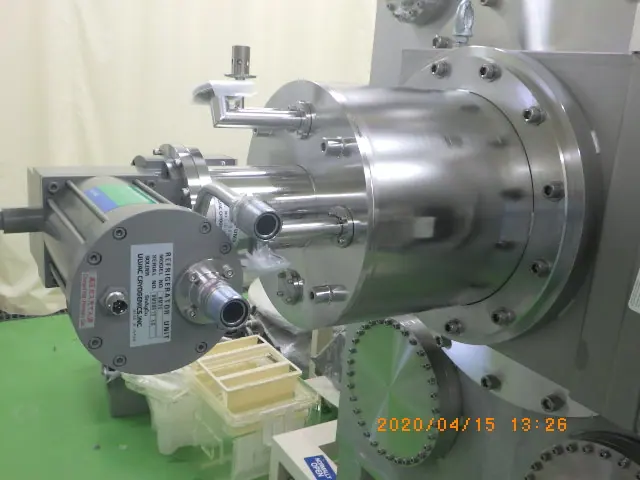 アルバック Ulvac CRYO-U12HSP 外観写真(1/2)