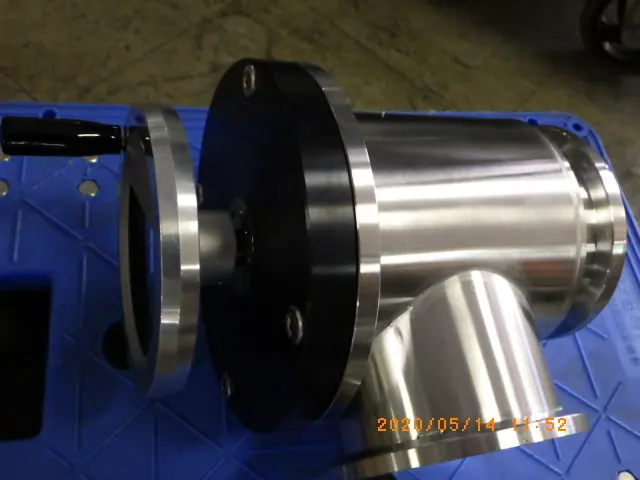 入江工研 IKC 1LV-100M0 外観写真(1/2)