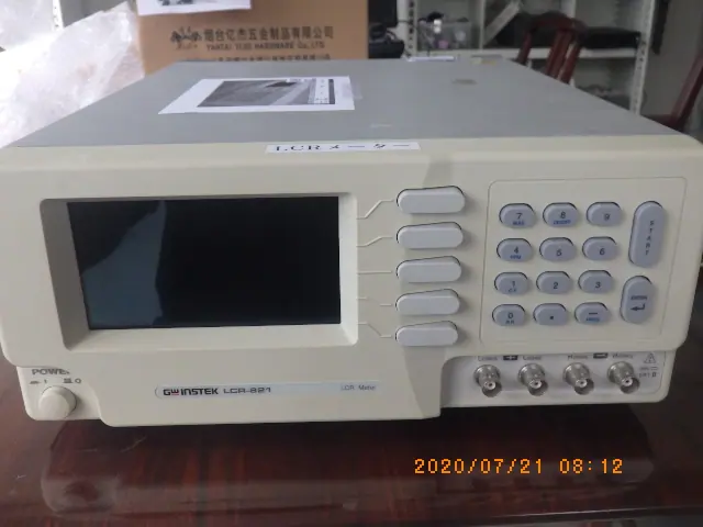 TEXIO(ケンウッド) LCR-821 外観写真(1/2)