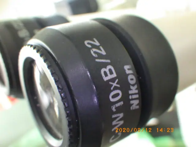 ニコン Nikon 実体顕微鏡 銘板写真(2/2)
