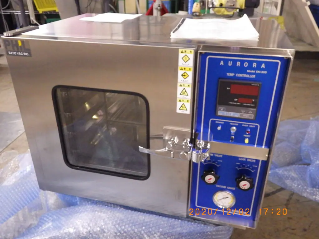 佐藤真空（SATO VAC） DN-30S（真空乾燥機）の当社取扱品