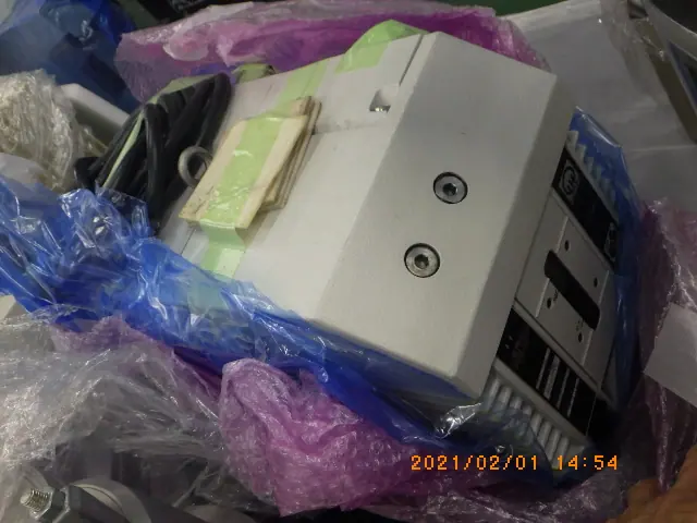 ライボルト Leybold D40BCS 外観写真(1/2)