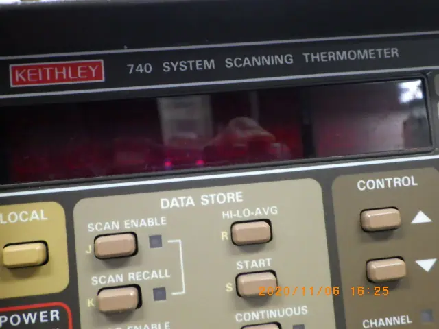 ケースレイ Keithley 740 銘板写真(2/2)