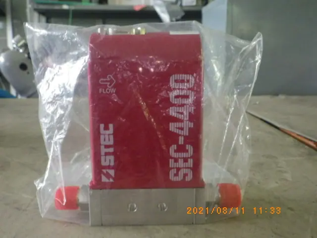 堀場エステック Stec SEC-4400M 外観写真(1/2)