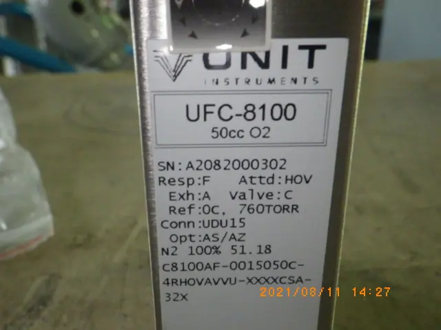 Unit UFC-8100 銘板写真(2/2)
