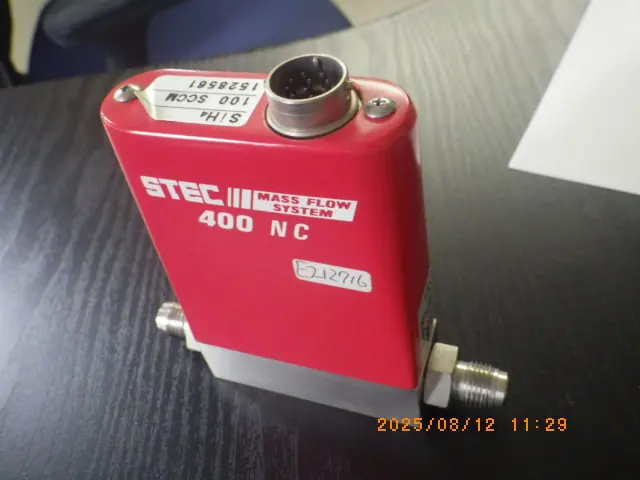 堀場エステック Stec SEC-410NC 外観写真(1/2)