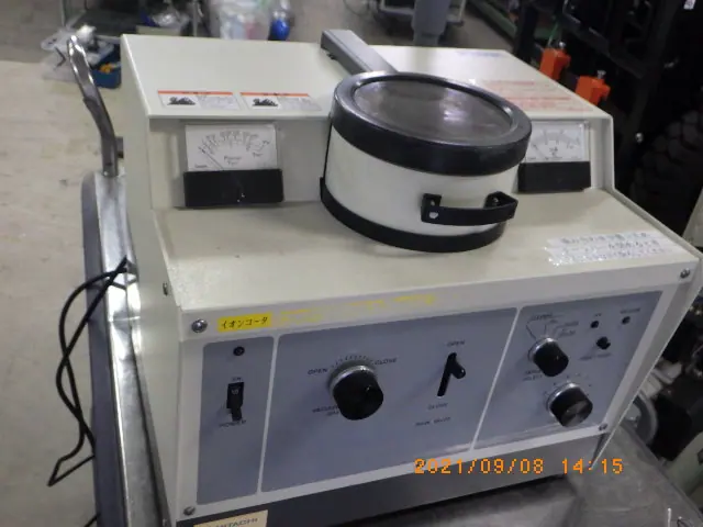 日立 Hitachi E102 外観写真(1/2)
