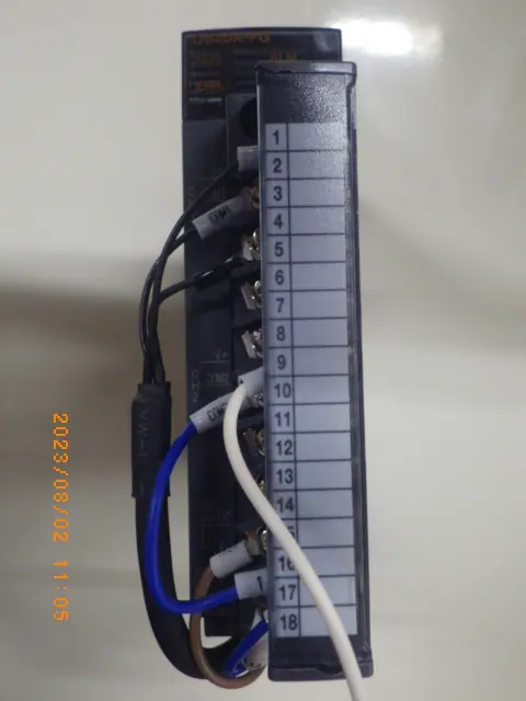 三菱電機 Mitsubishi Q62DA-FG 外観写真(1/2)