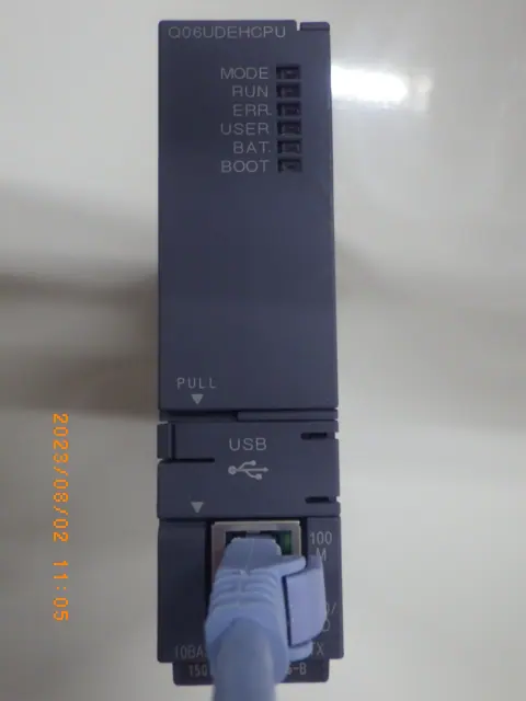 三菱電機 Mitsubishi Q06UDEHCPU 外観写真(1/2)