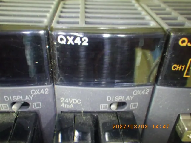 三菱電機 Mitsubishi QX42 銘板写真(2/2)