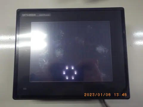 GT1055-QSBD（三菱電機 Mitsubishi）の中古在庫写真