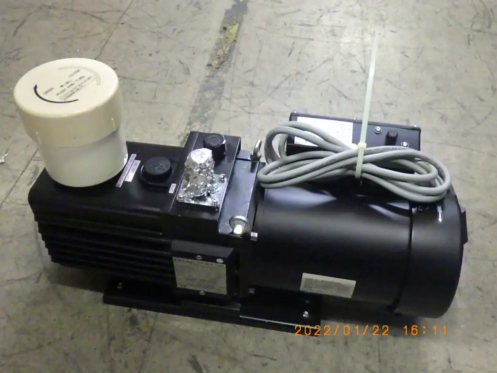 アルバック Ulvac GLD-136E 外観写真(1/2)