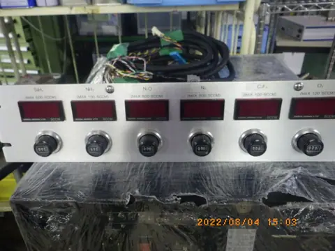 マスフローコントローラー表示器(Aera)の中古在庫写真