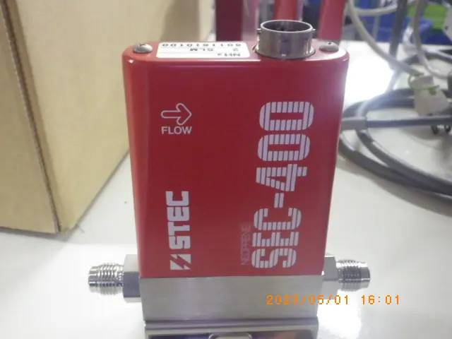 堀場エステック Stec SEC-410NC 外観写真(1/2)