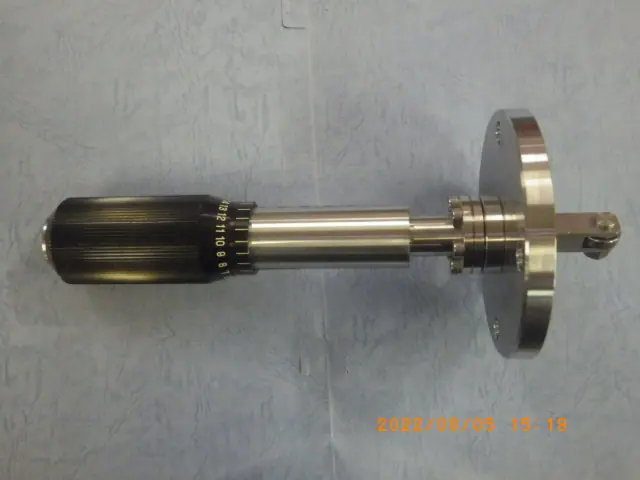 アネルバ ANELVA 直線導入機 外観写真(1/2)