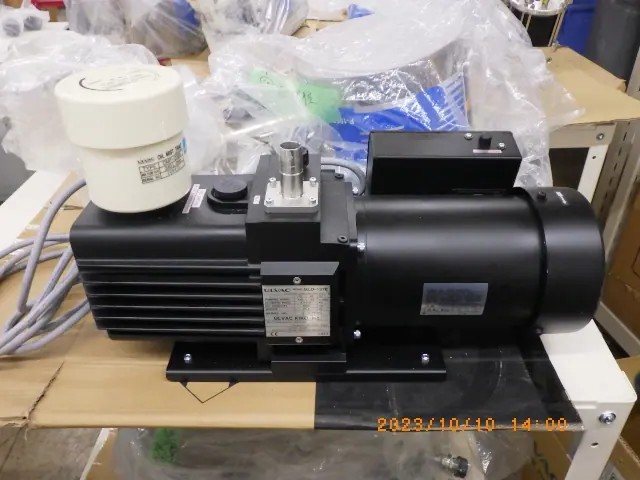 アルバック Ulvac GLD-137E 外観写真(1/2)