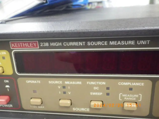 238HIGH CURRENT SOURCE MEASURE UNIT 銘板写真(2/2)