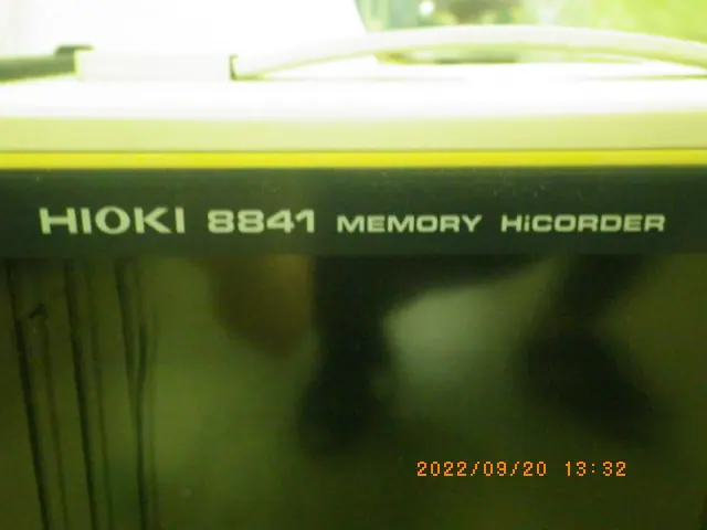 日置電機 Hioki 8841 銘板写真(2/2)
