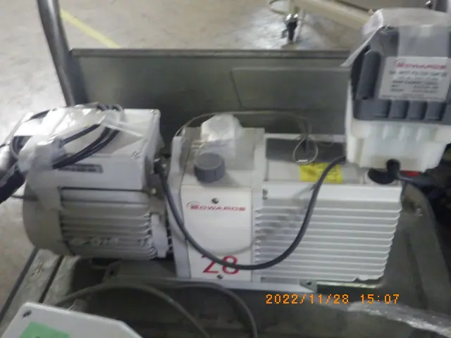 エドワーズ Edwards E2M28 外観写真(1/2)
