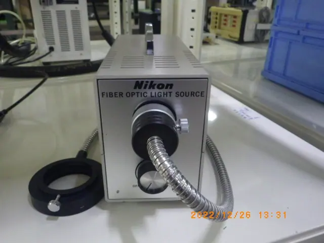 ニコン Nikon ファイバー照明 外観写真