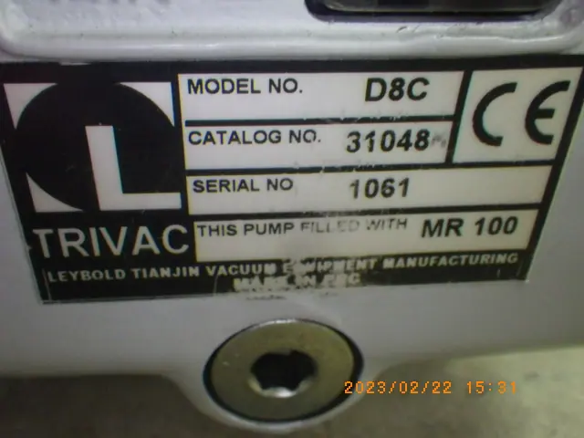 ライボルト Leybold D8C 銘板写真(2/2)