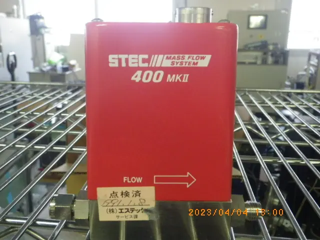 堀場エステック Stec SEC-421 外観写真(1/2)