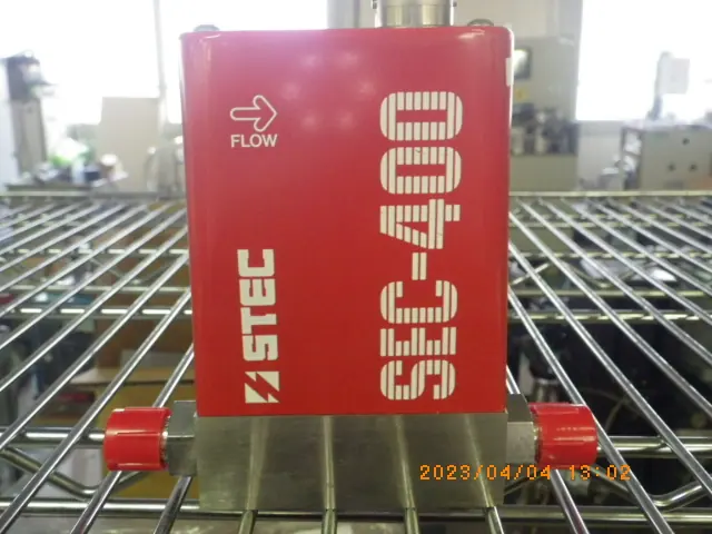 堀場エステック Stec SEC-410 外観写真(1/2)