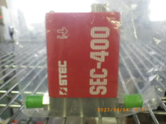 堀場エステック Stec SEC-410 外観写真(1/2)