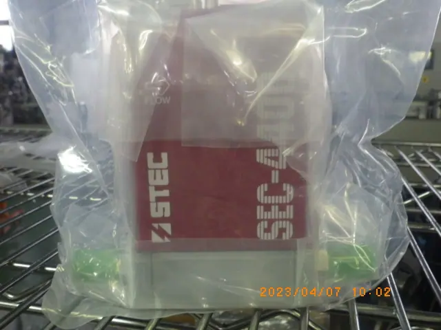 堀場エステック Stec SEC-4400RC 外観写真(1/2)