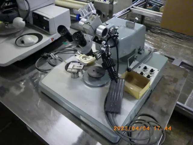 超音波工業 USW-5Z60S 外観写真(1/2)