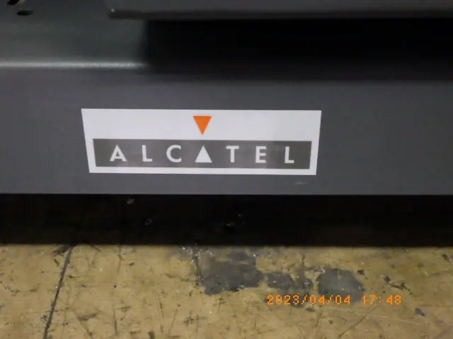 アルカテル Alcatel 2005SD 銘板写真(2/2)
